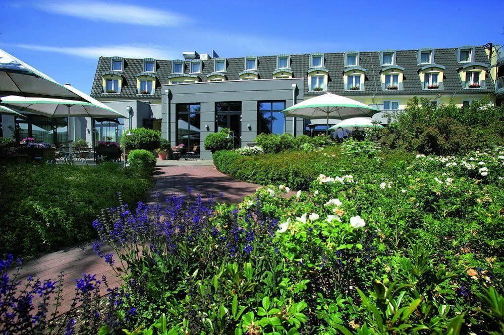 Plaza Inn Koeln Pulheim Exterior photo
